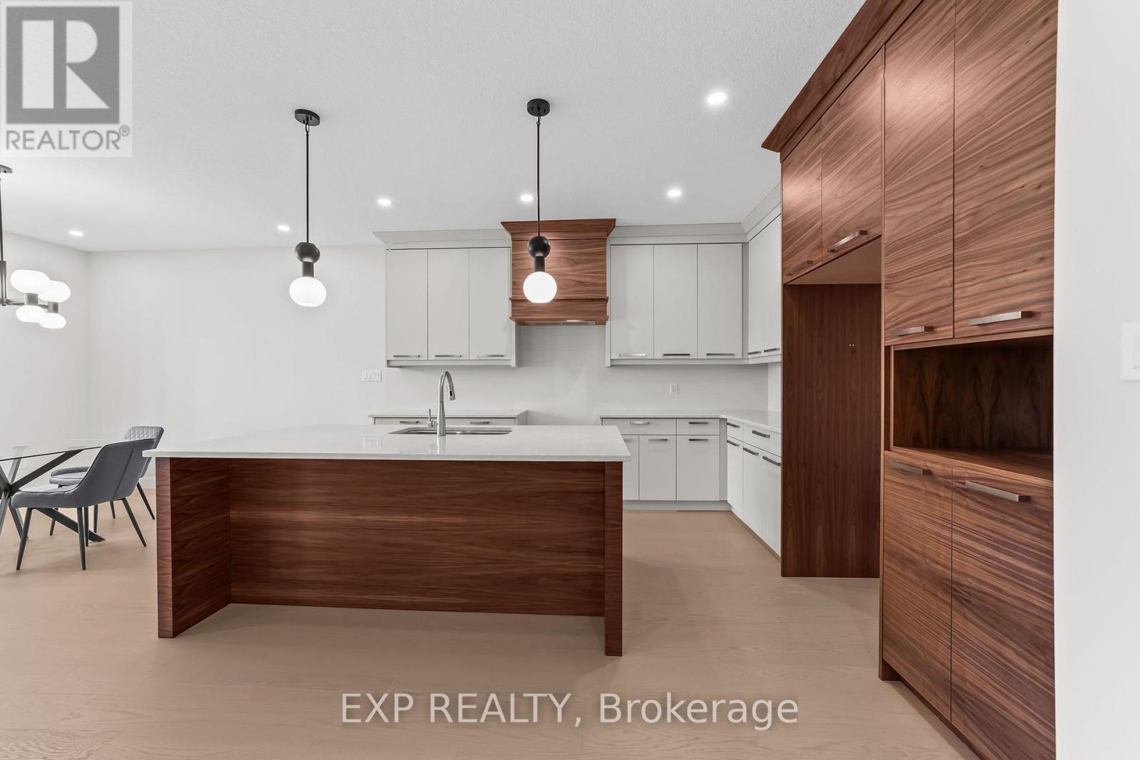 409 Ontario Street Property Photo 5