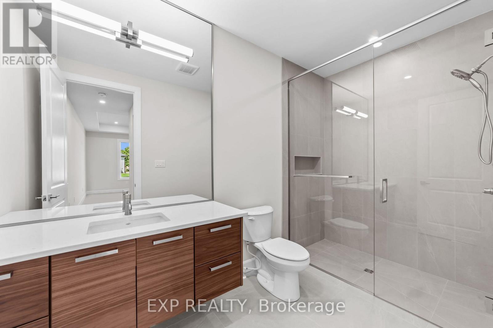 409 Ontario Street Property Photo 20