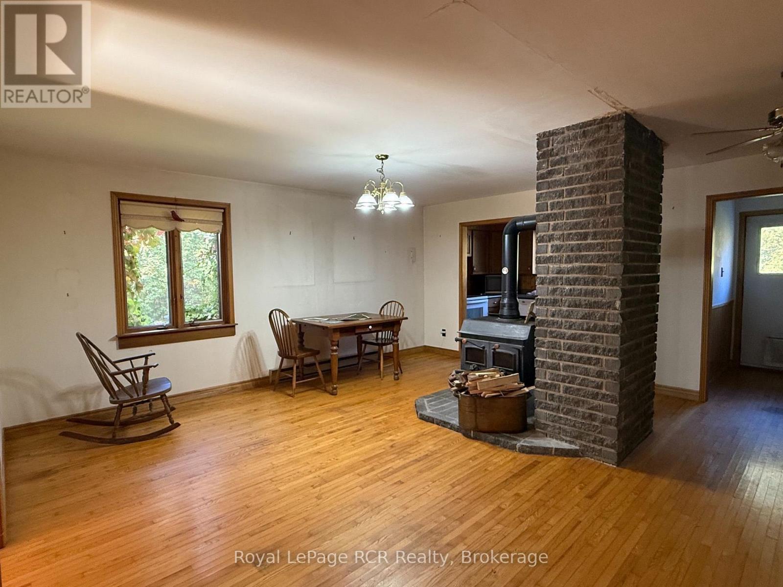 204470 Highway 26 Property Photo 10