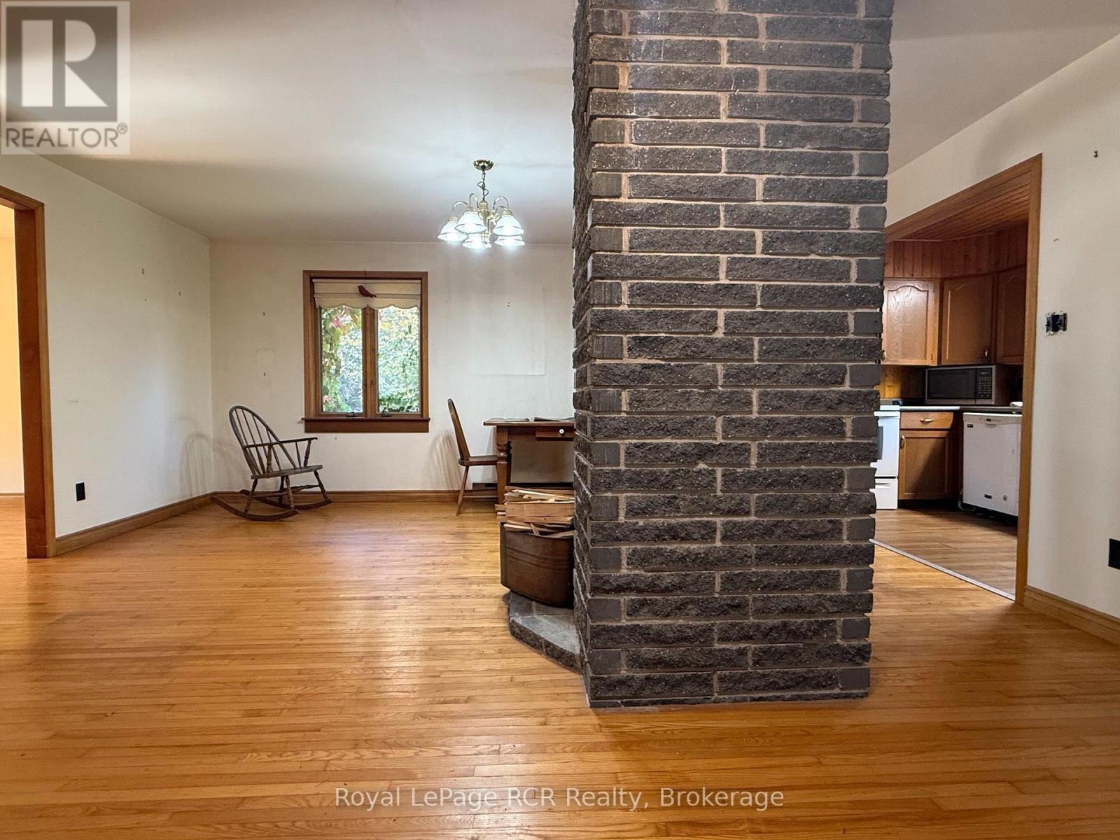 204470 Highway 26 Property Photo 14