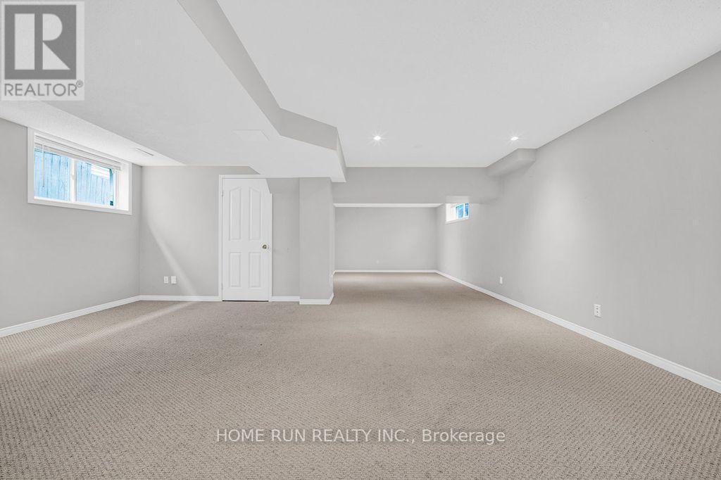 14 Spur Avenue Property Photo 42