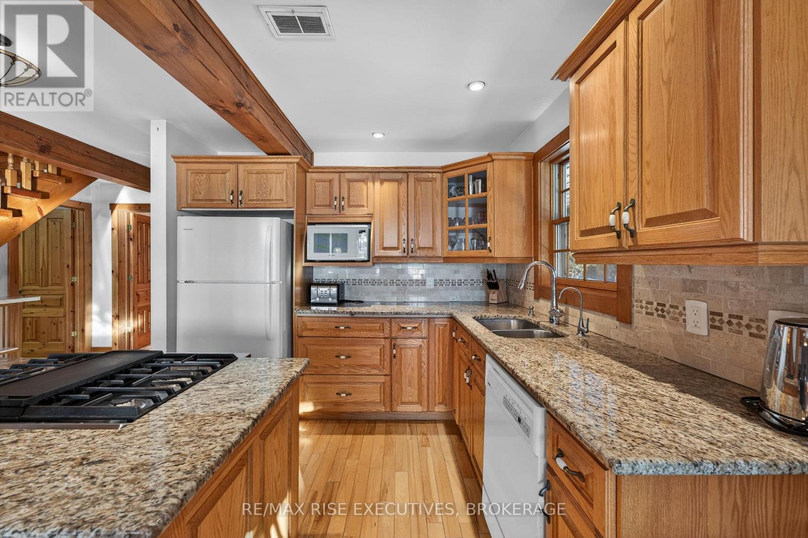 1093b Two Loon Lane Property Photo 6