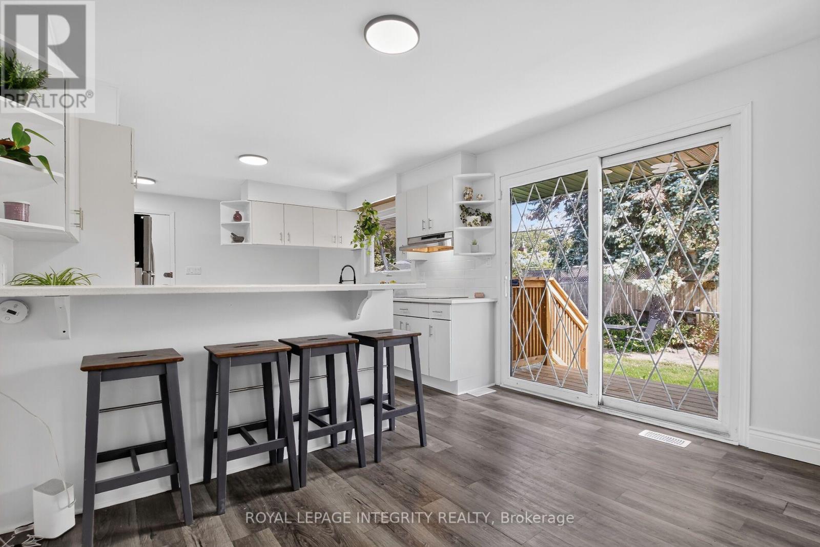 1213 Mcwatters Road Property Photo 8