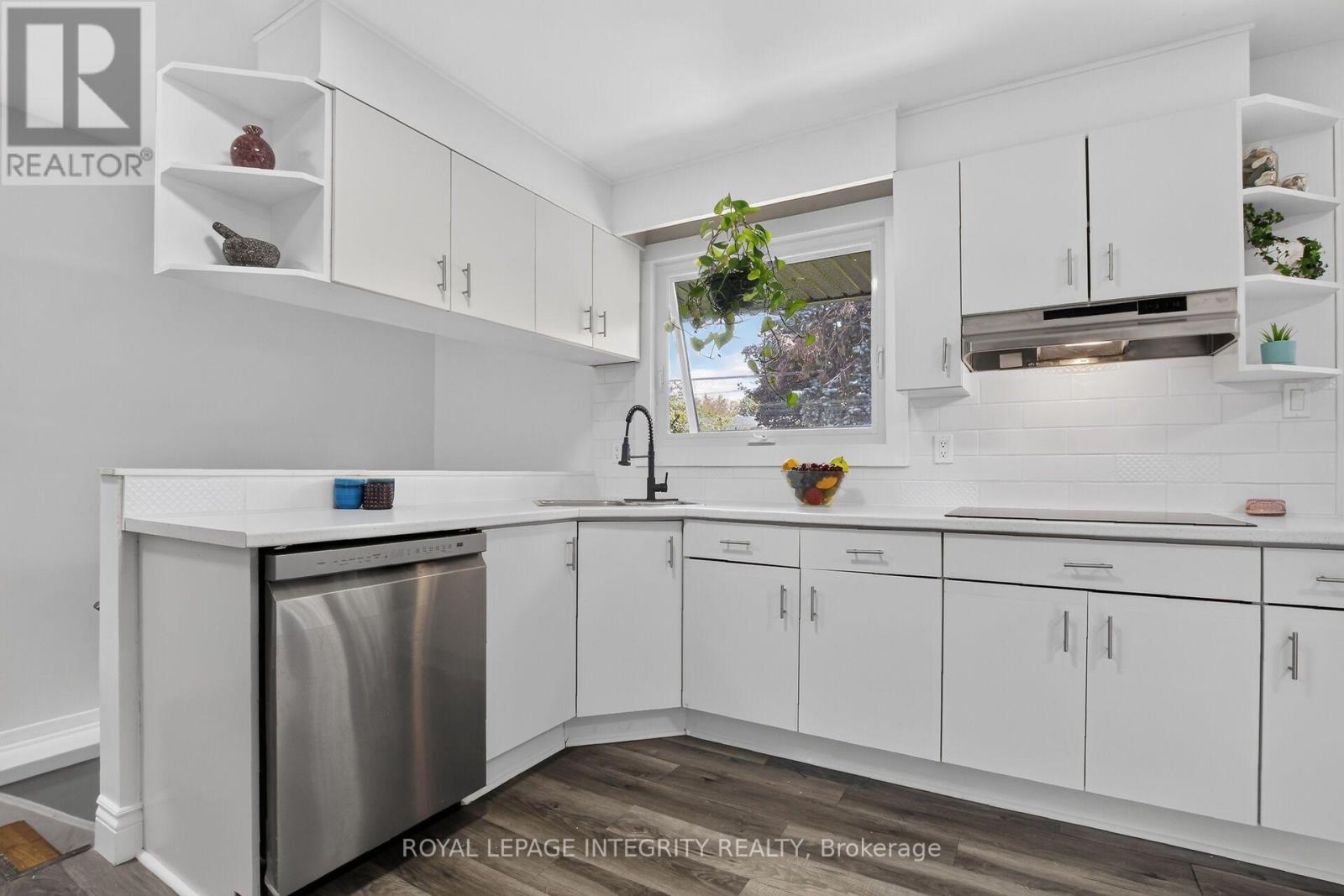 1213 Mcwatters Road Property Photo 11