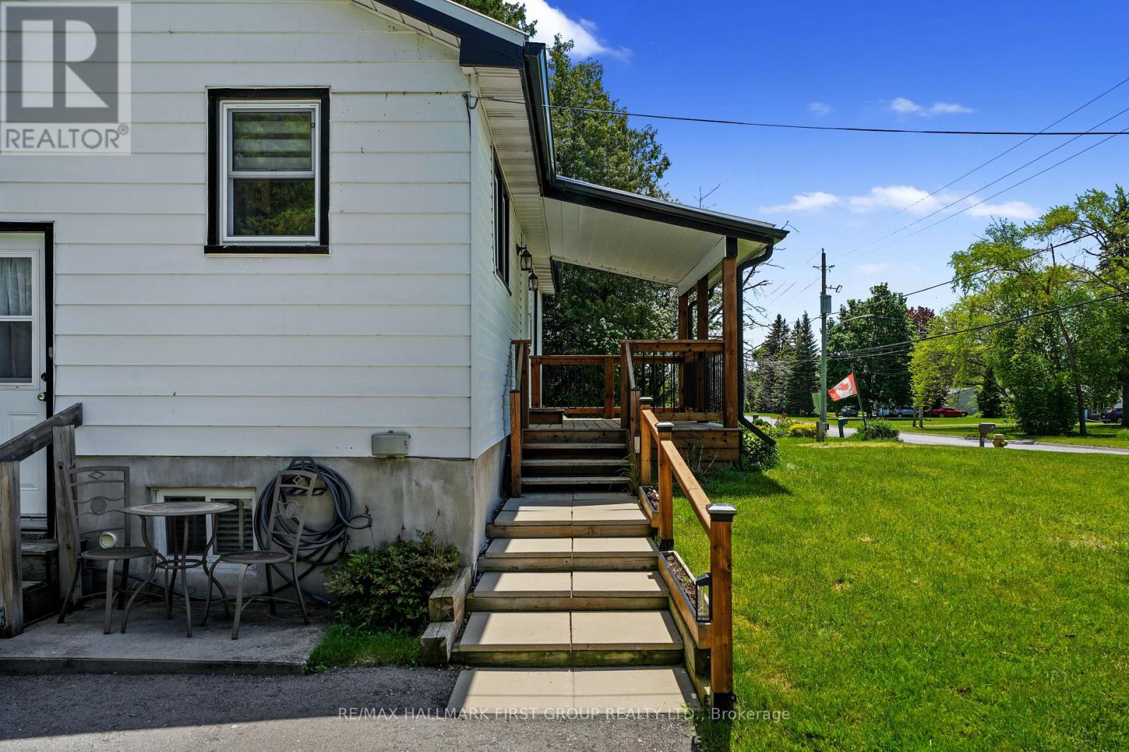 40 Whites Road Property Photo 4