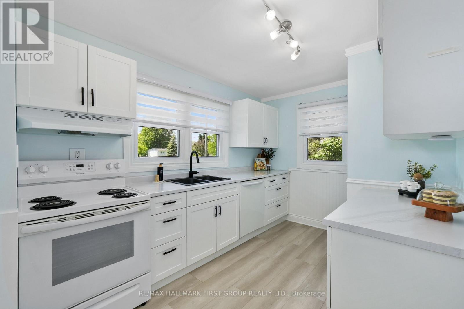 40 Whites Road Property Photo 17