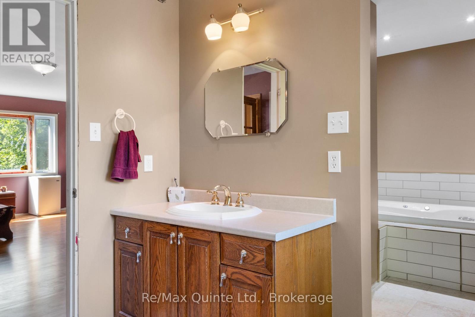 49 North Shore Lane Property Photo 31