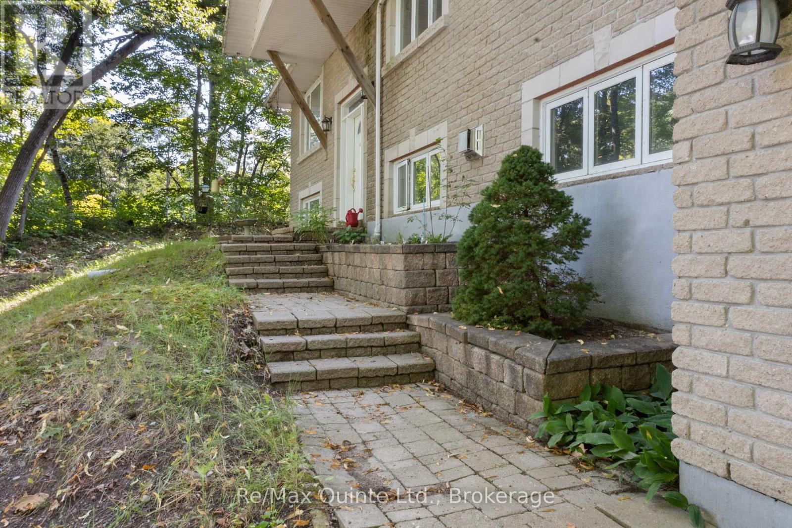 49 North Shore Lane Property Photo 38