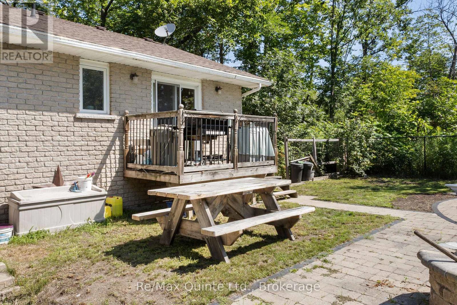 49 North Shore Lane Property Photo 40