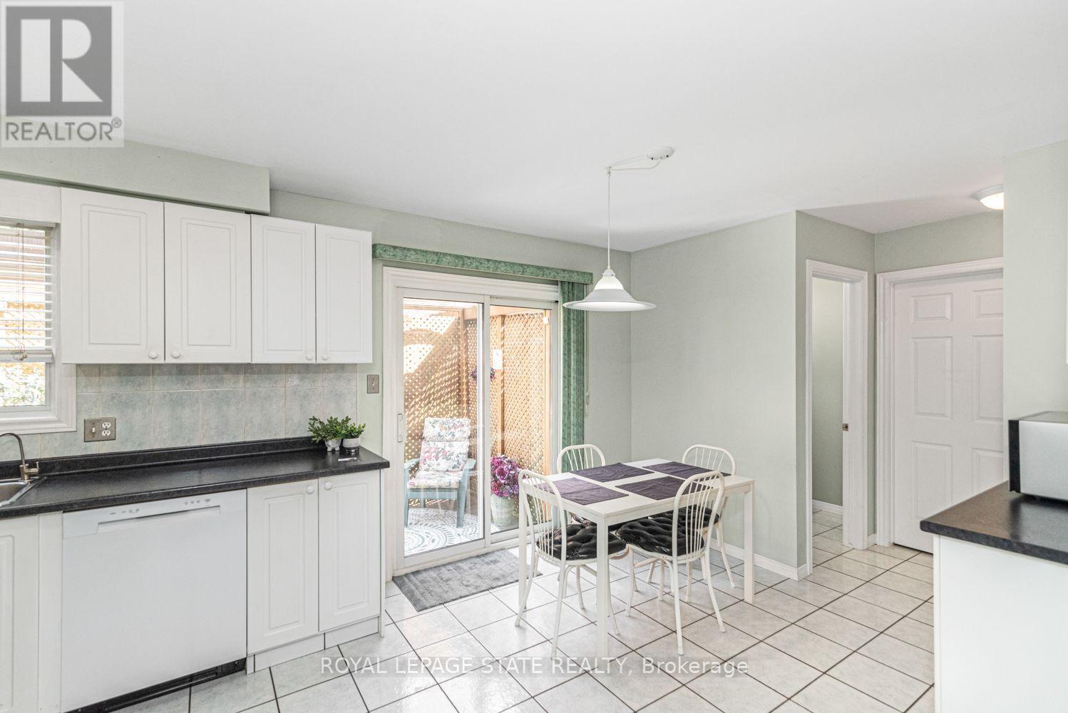 10 Richview Drive Property Photo 16