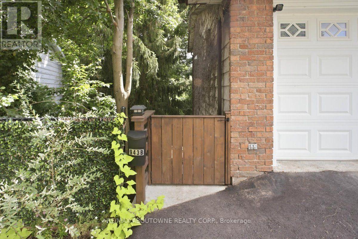 943 Mayfair Crescent Property Photo 37