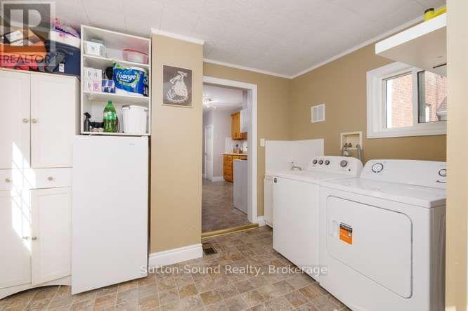 443 13th Street W Property Photo 15