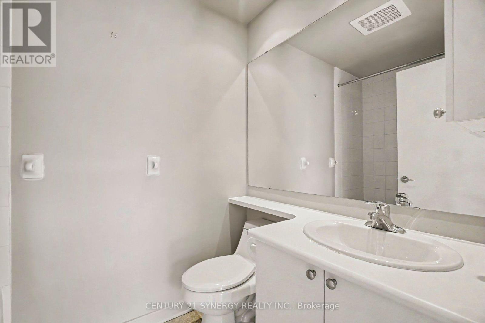 Ph4 - 150 Caroline Avenue Property Photo 15