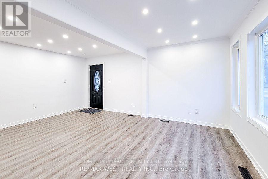 184 Beach Boulevard Property Photo 10