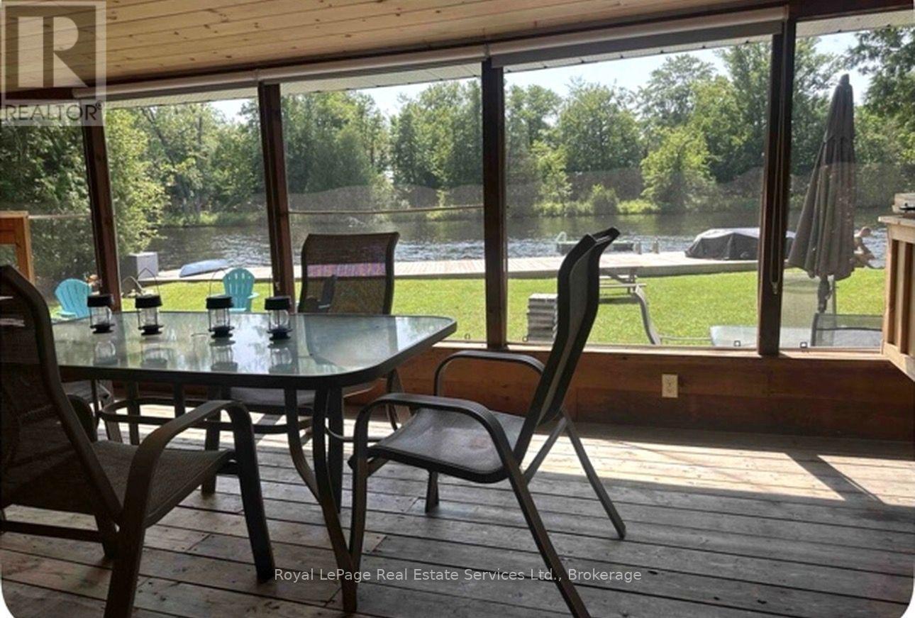 166 Moorings Drive Property Photo 14