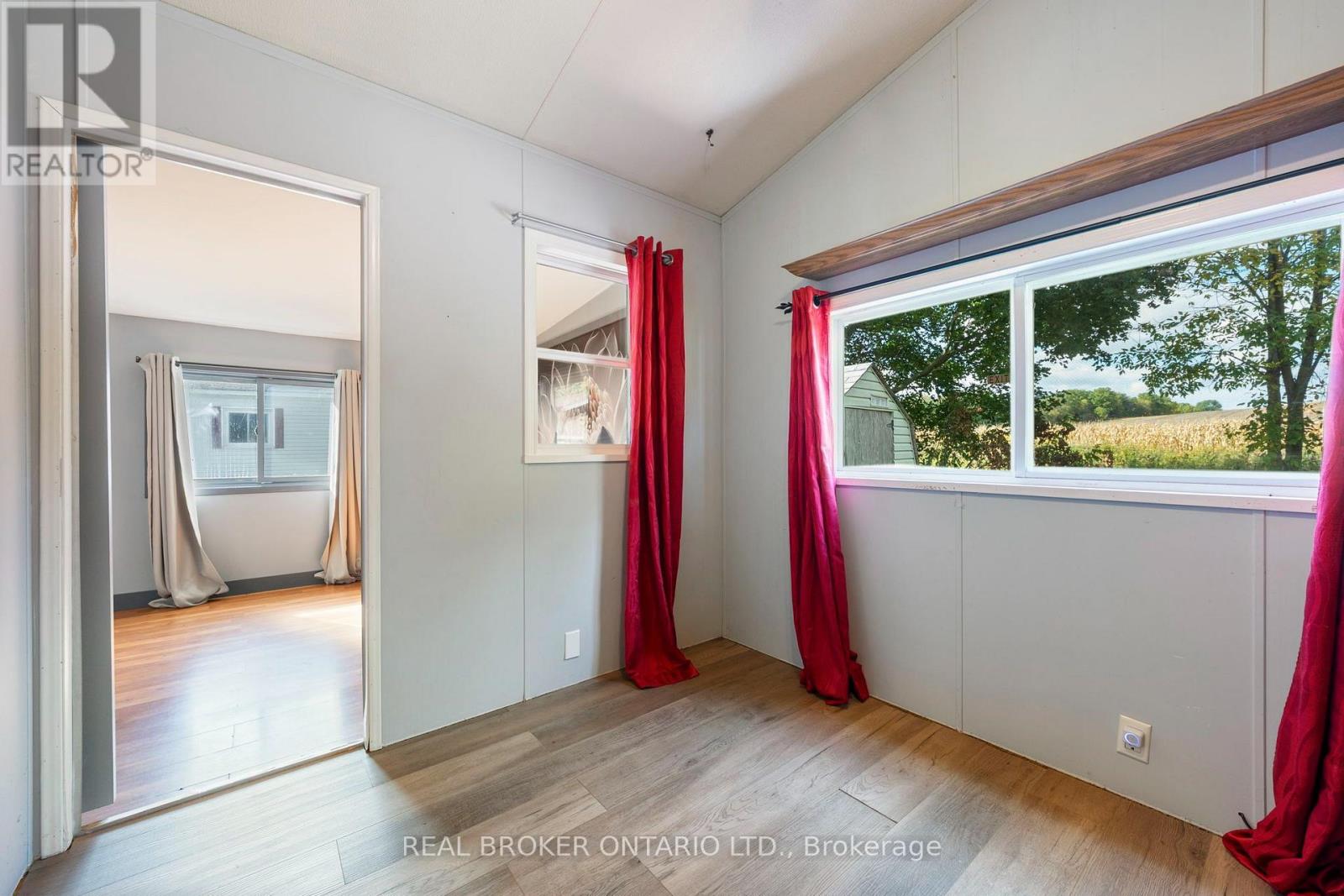 60 - 495856 10th Line E Property Photo 17