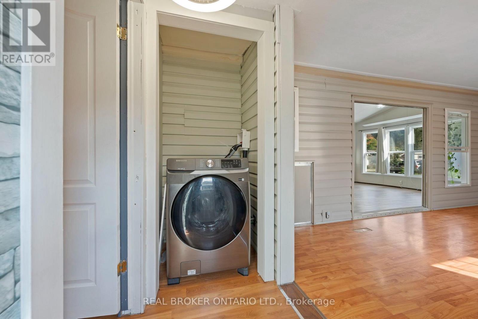 60 - 495856 10th Line E Property Photo 19
