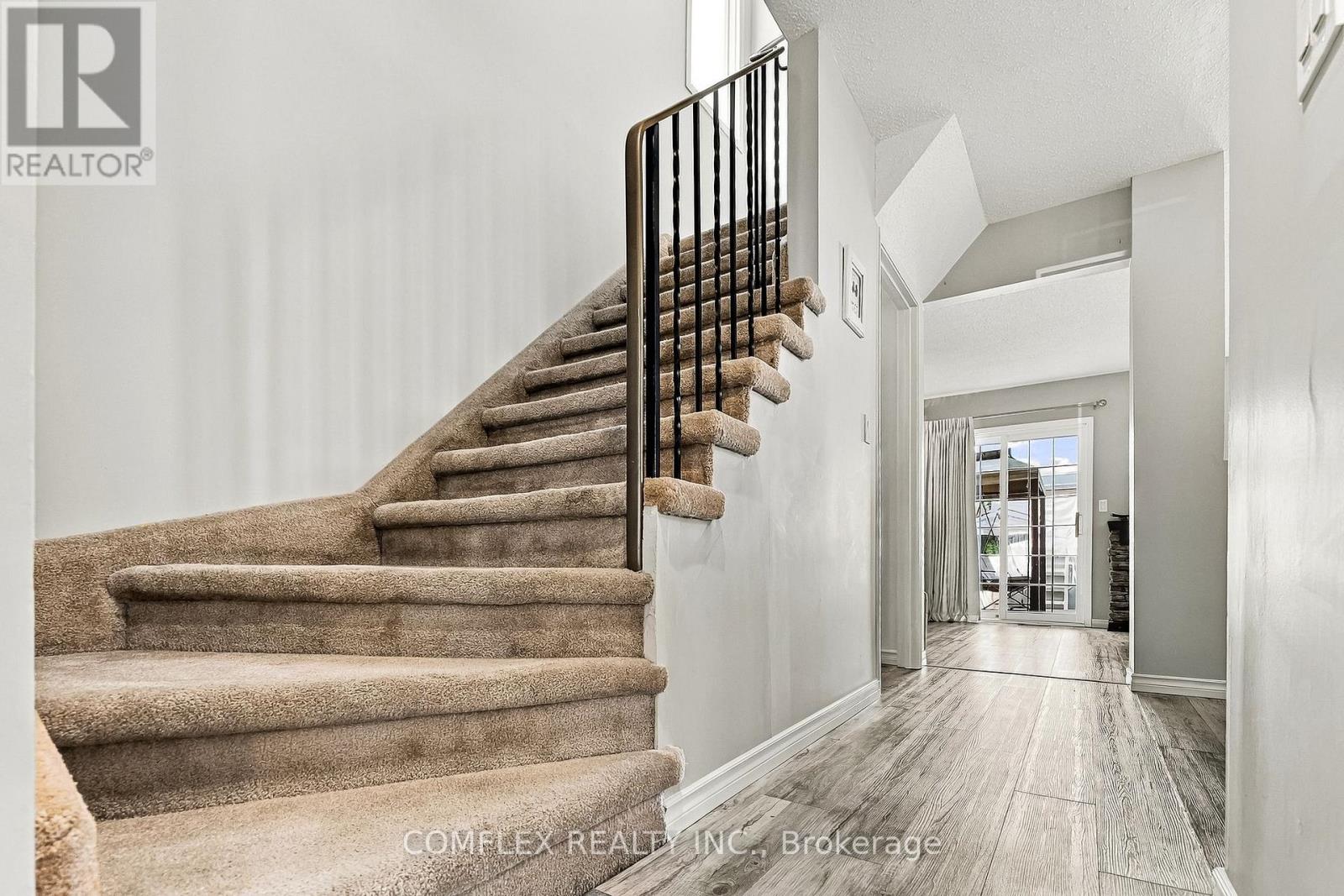 18 Stanley Drive Property Photo 25