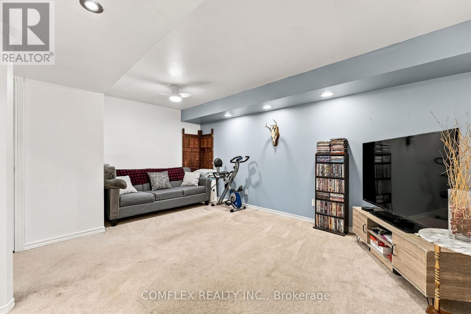 18 Stanley Drive Property Photo 37