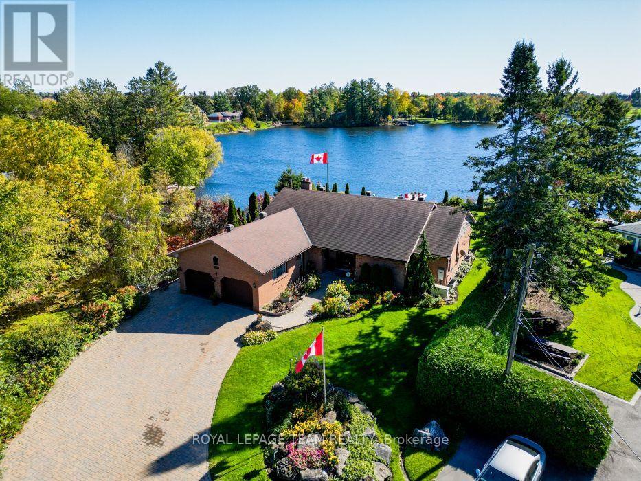 5050 Mowatview Court Property Photo 7