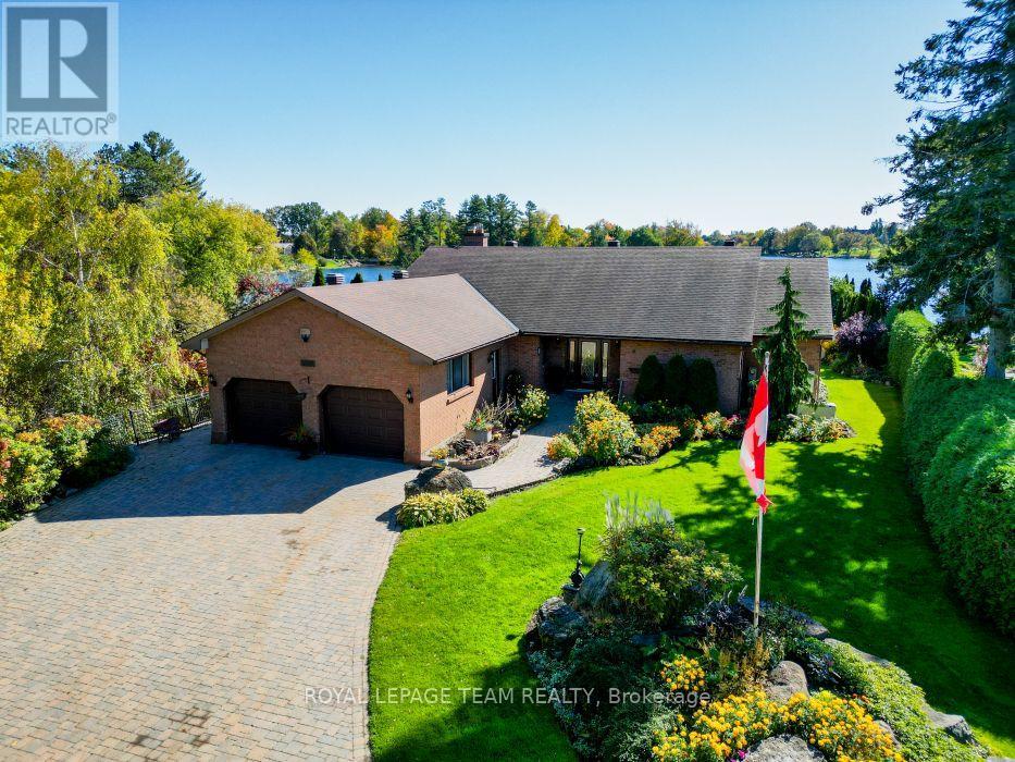 5050 Mowatview Court Property Photo 9
