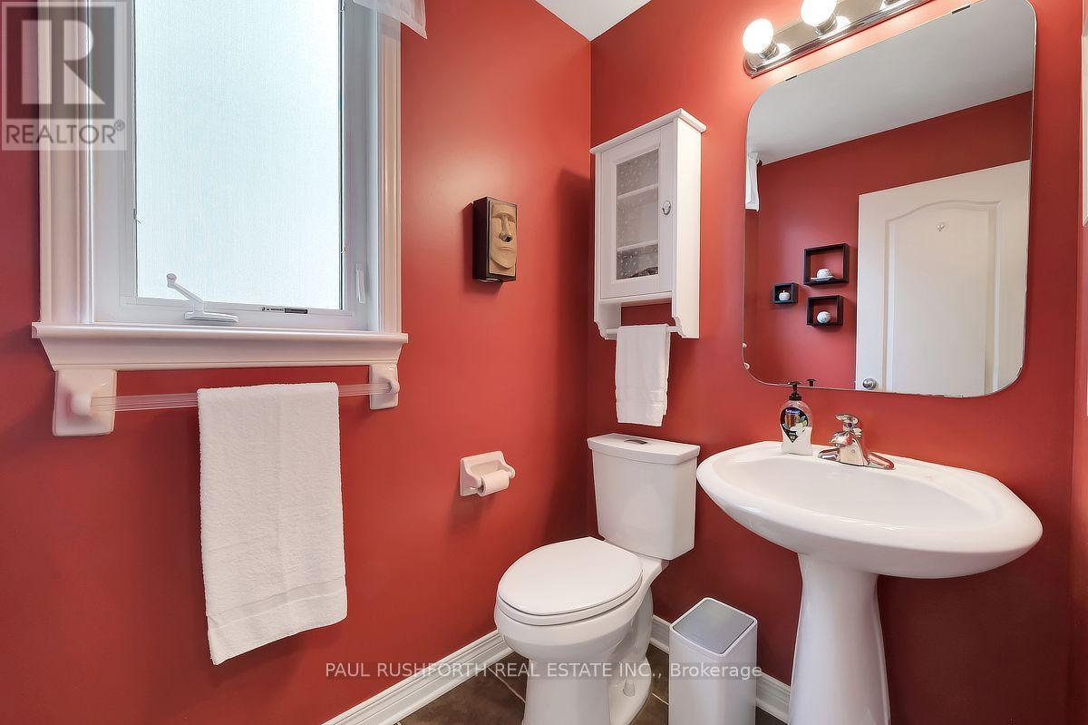 422 Claridge Drive Property Photo 21