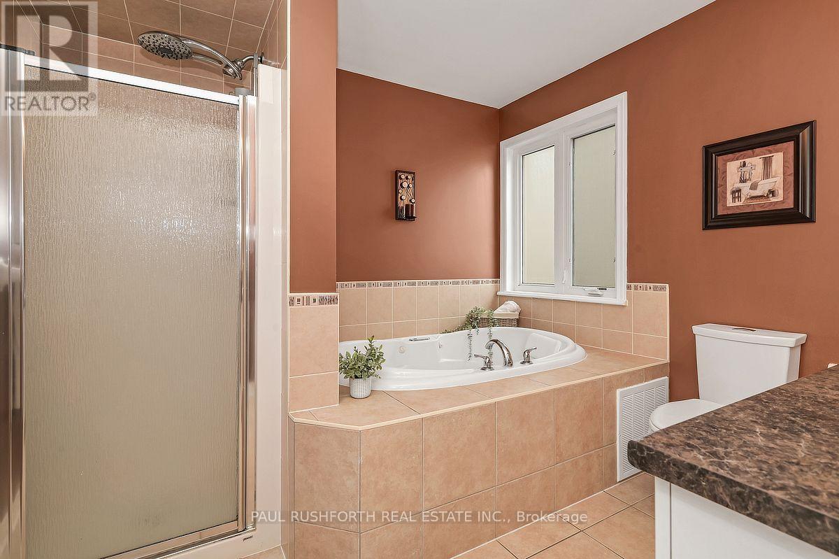 422 Claridge Drive Property Photo 27