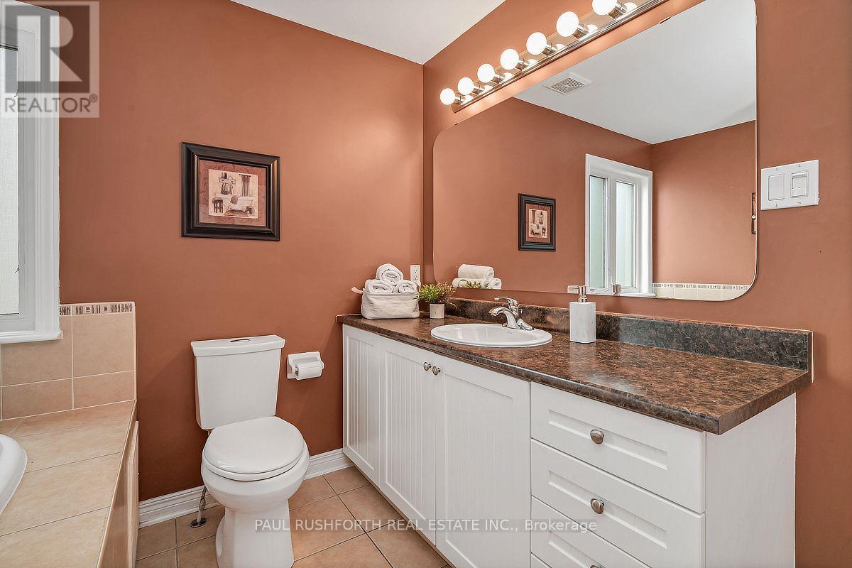 422 Claridge Drive Property Photo 28