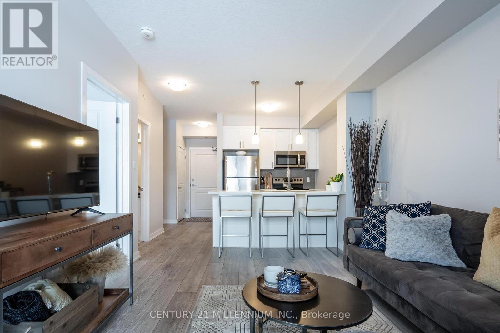 125 - 125 Shoreview Place W Property Photo 16
