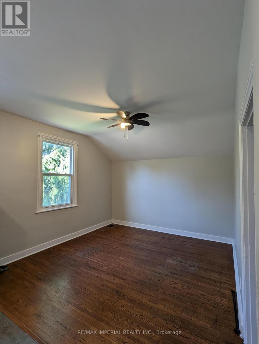 Upper - 2 Huron Street Property Photo 2