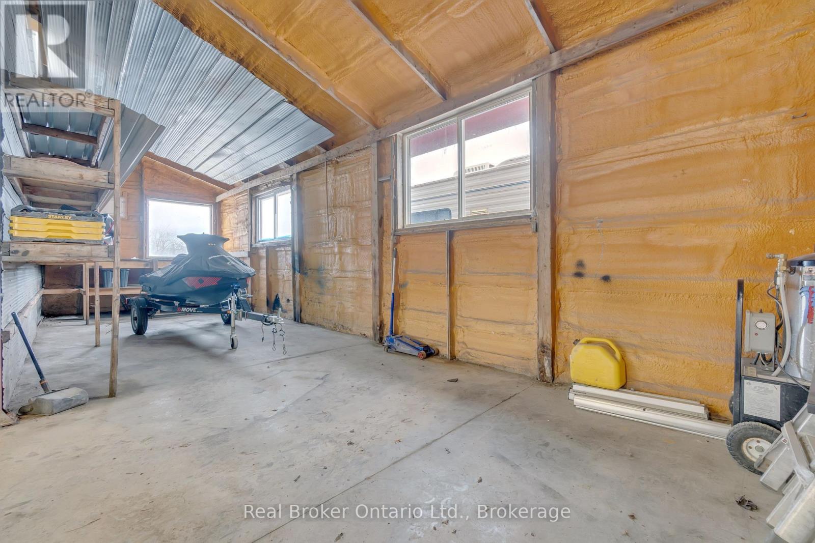 8485 Wellington Road 86 Property Photo 15
