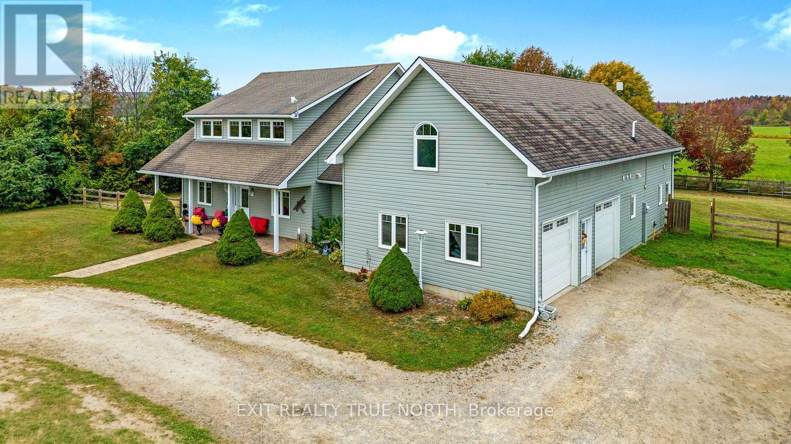 145489 16 Side Road Property Photo 4