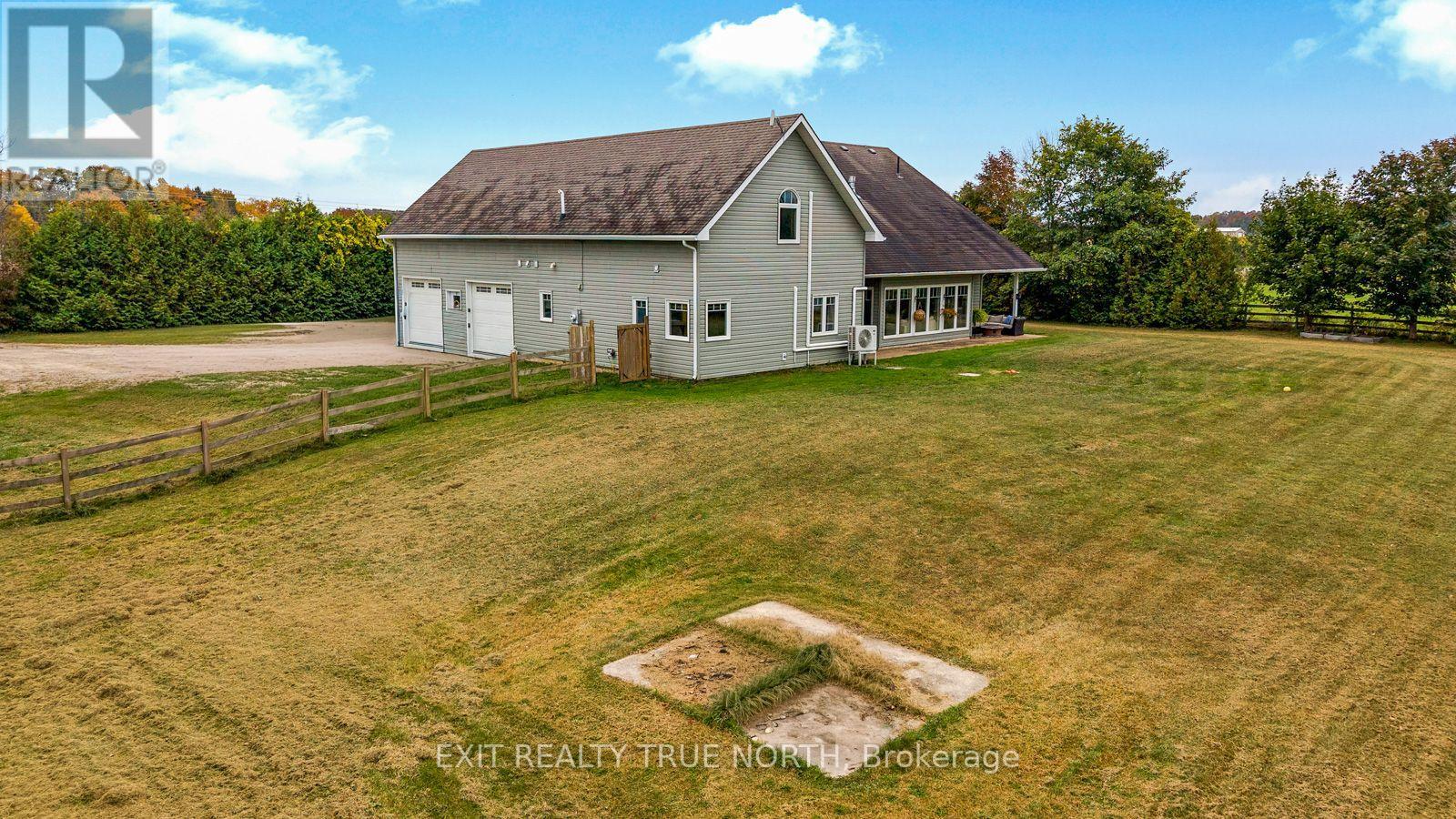 145489 16 Side Road Property Photo 7