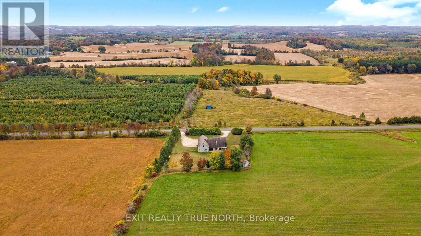 145489 16 Side Road Property Photo 8