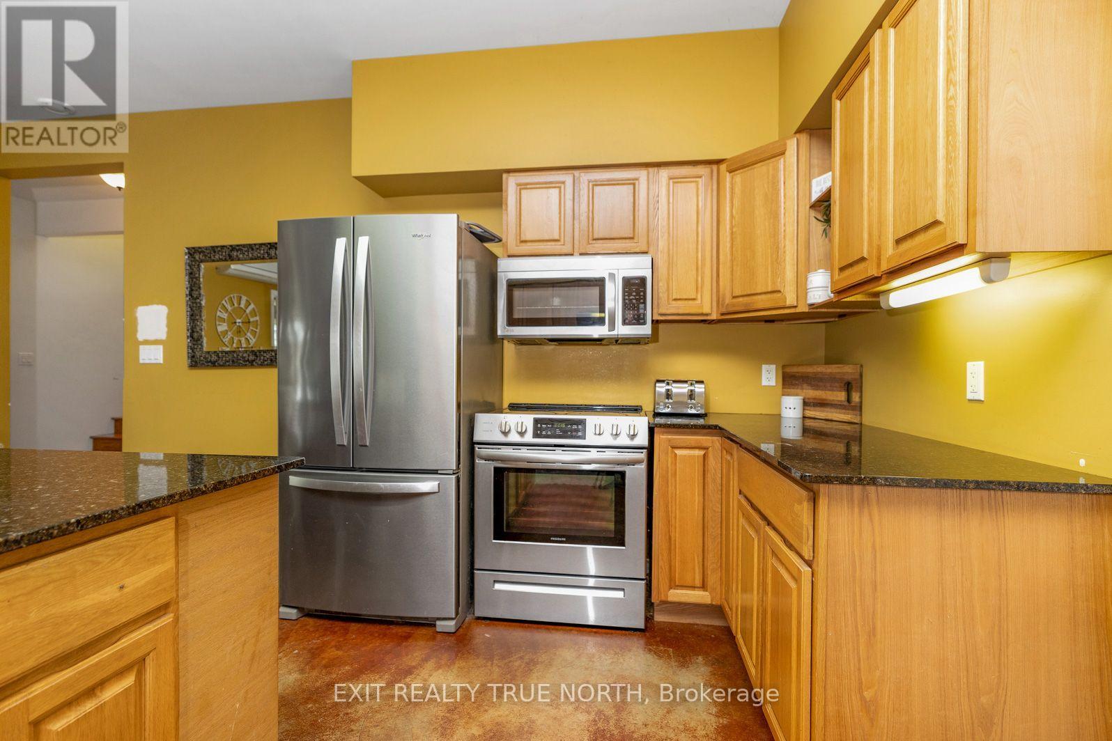 145489 16 Side Road Property Photo 14