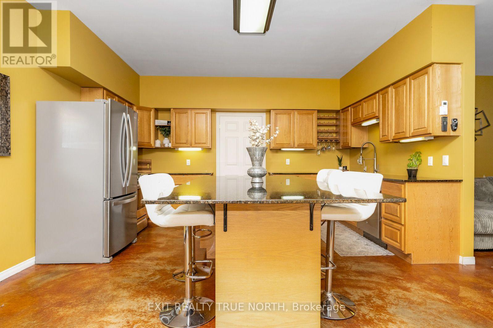 145489 16 Side Road Property Photo 16