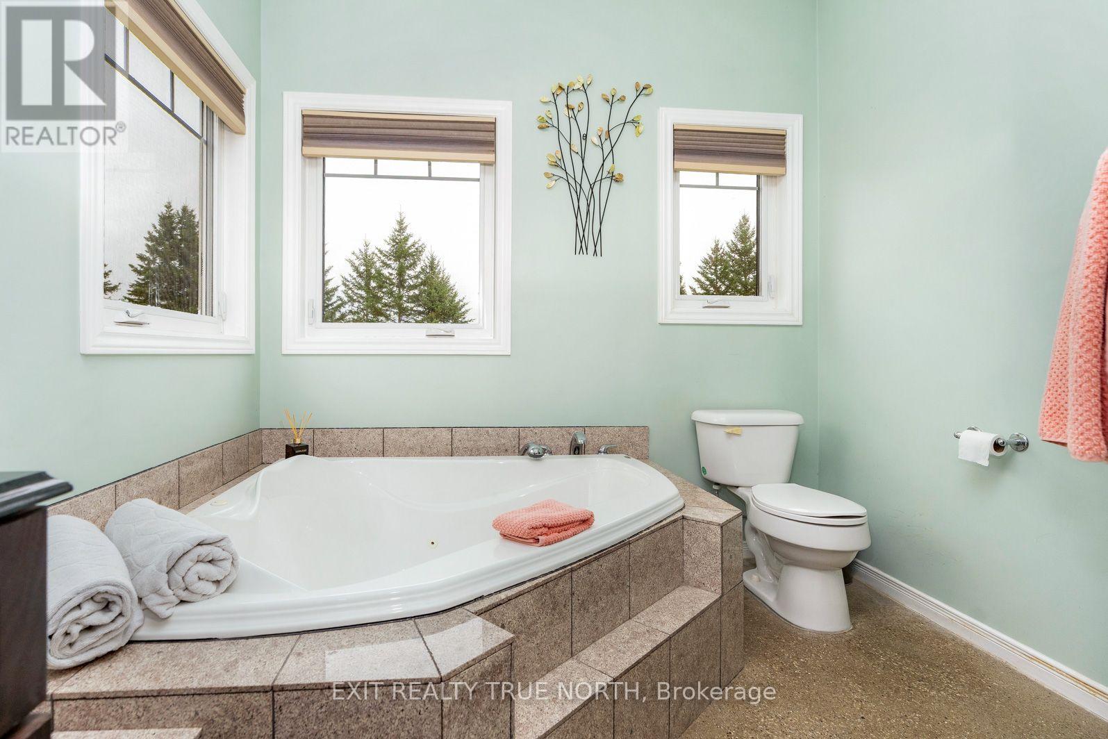145489 16 Side Road Property Photo 20