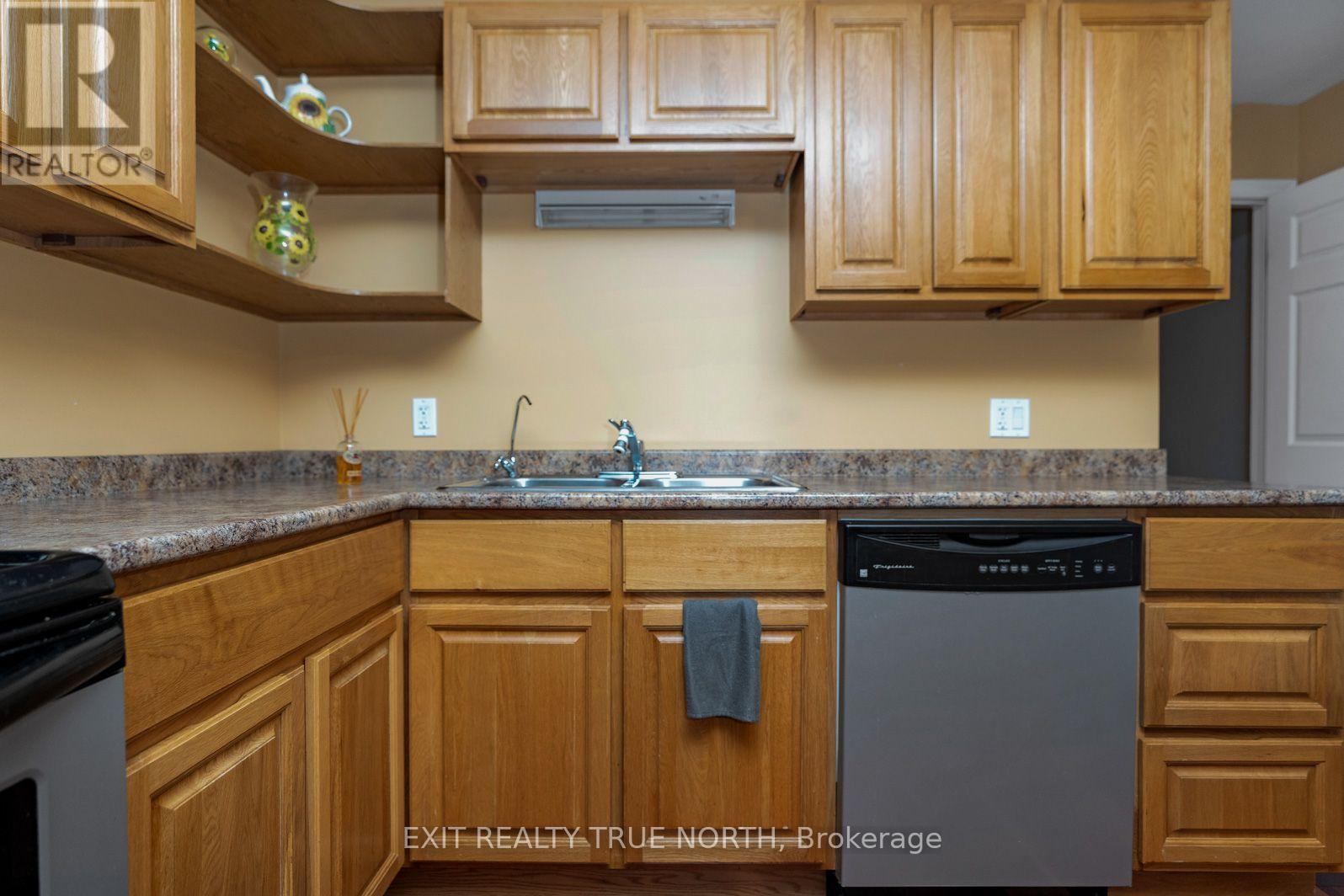 145489 16 Side Road Property Photo 33