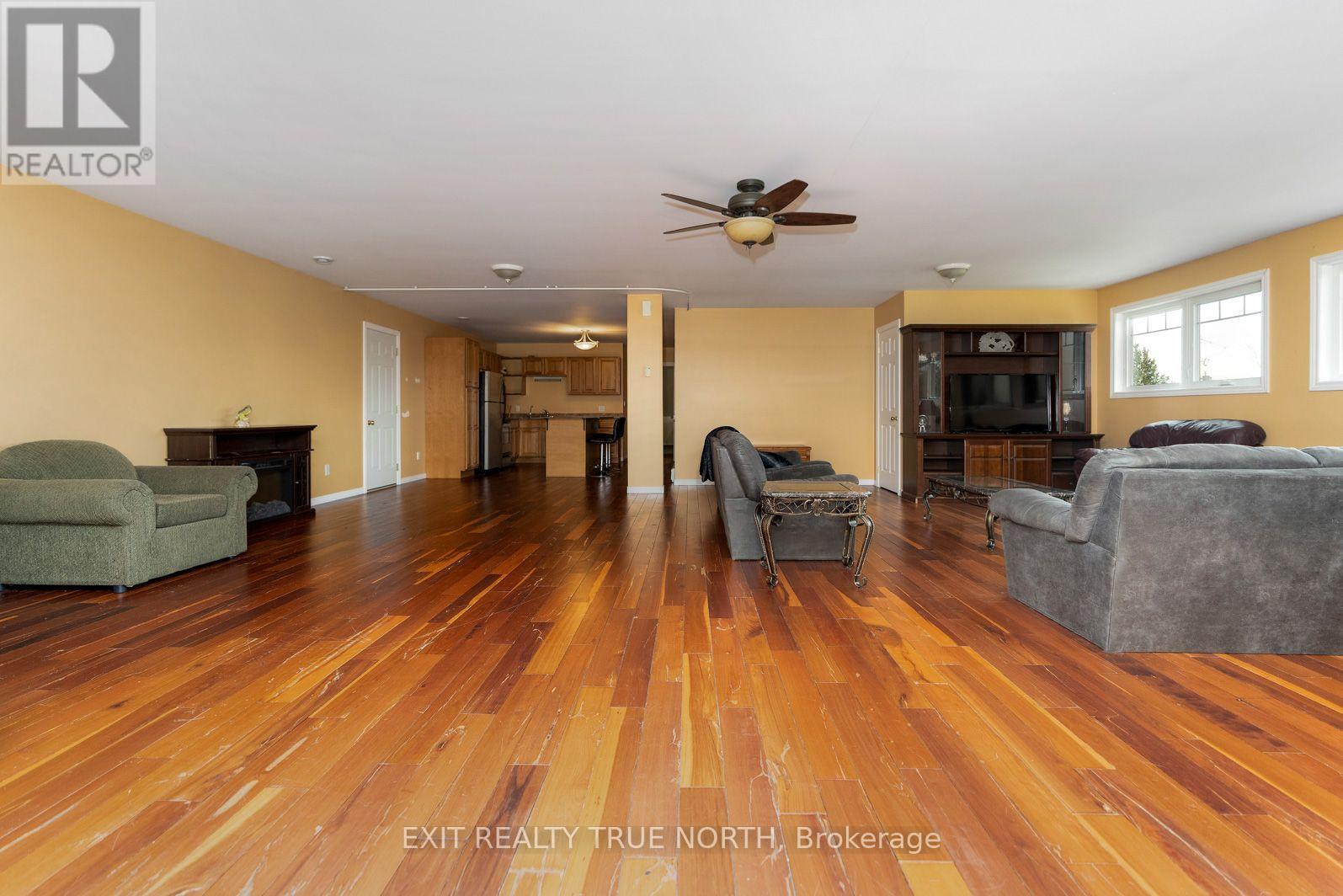 145489 16 Side Road Property Photo 37