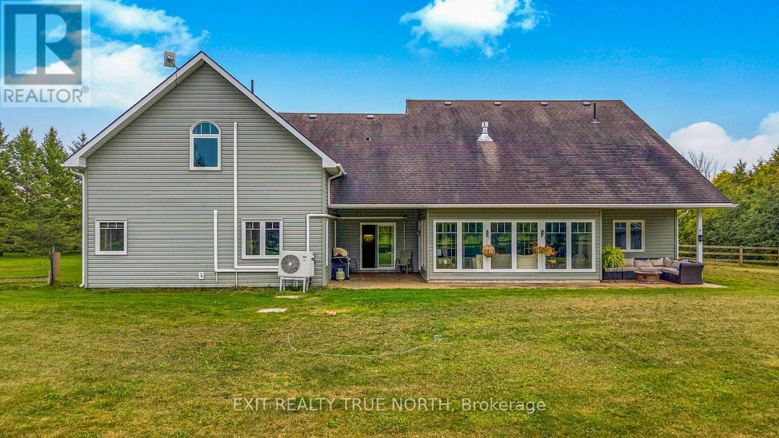 145489 16 Side Road Property Photo 44