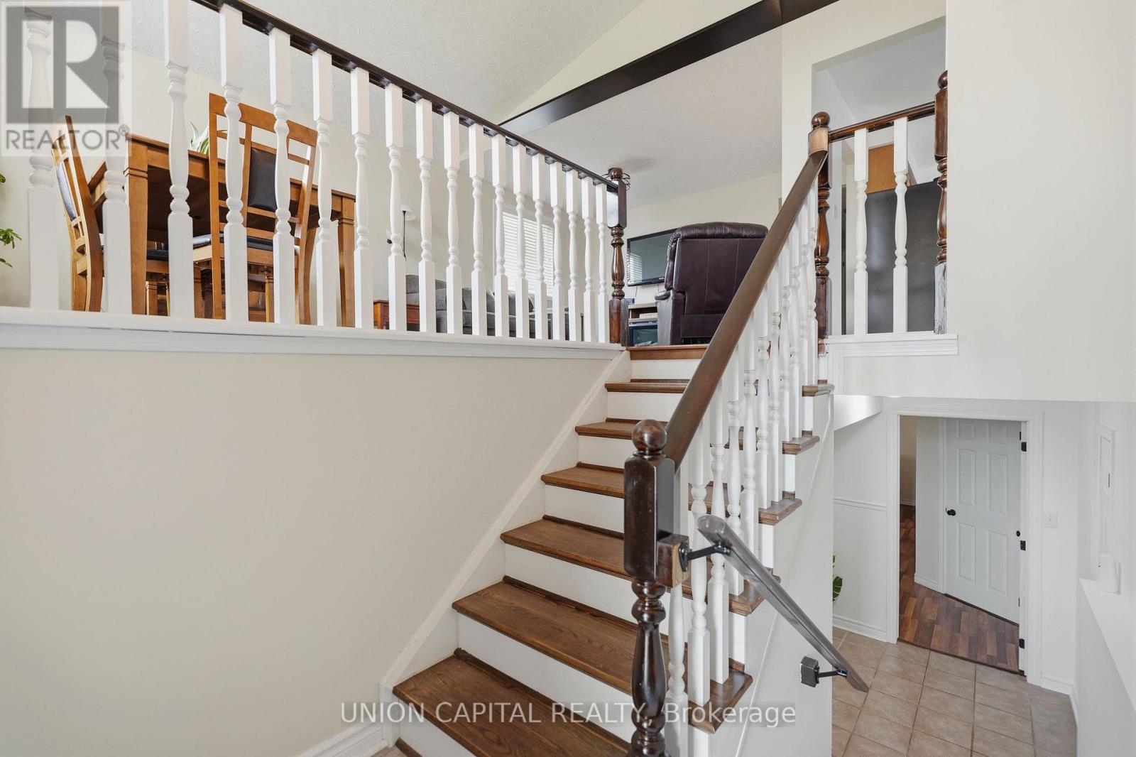 6699 Montrose Road Property Photo 2