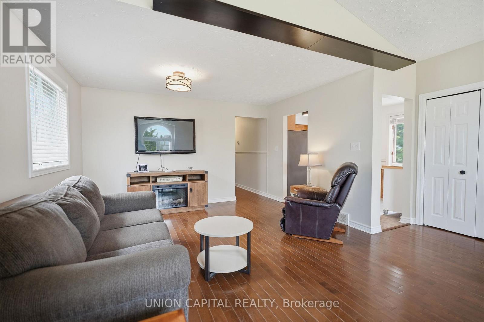 6699 Montrose Road Property Photo 7