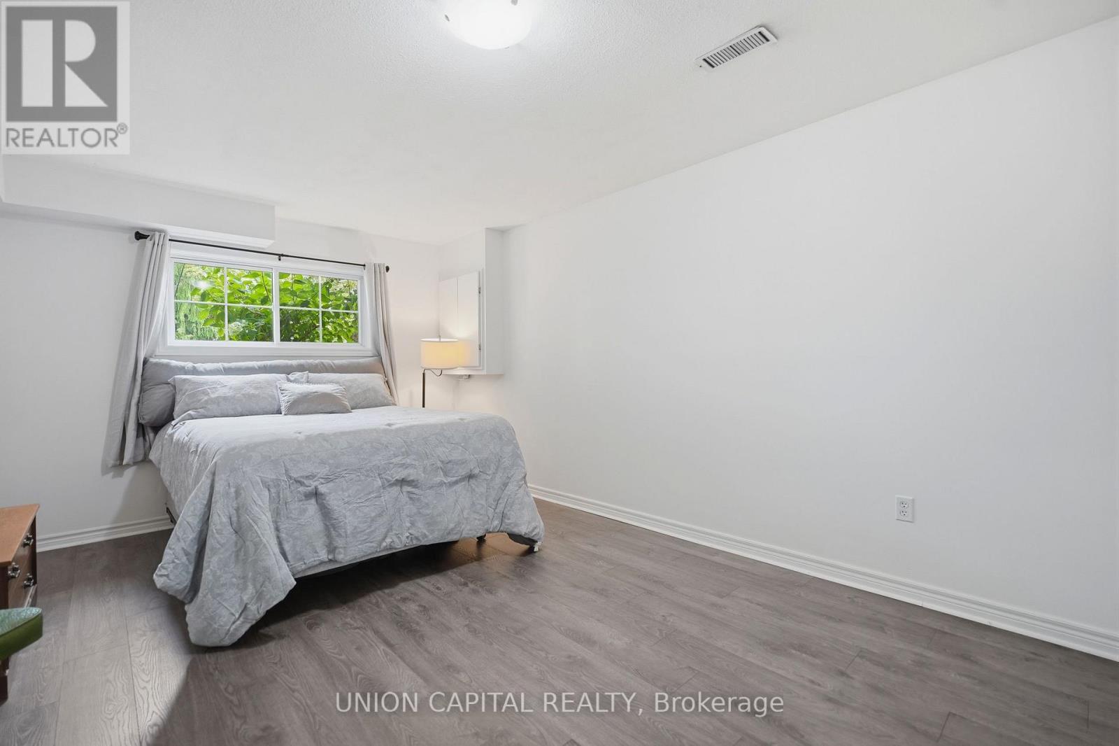 6699 Montrose Road Property Photo 21