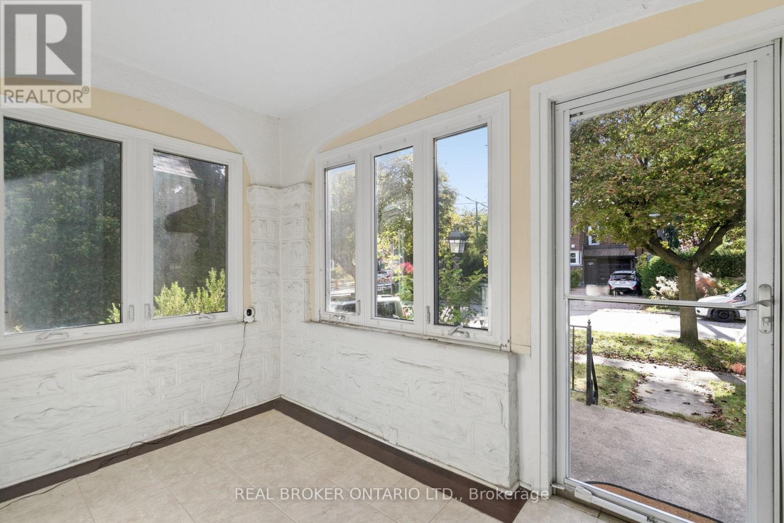 148 Lydia Street Property Photo 3