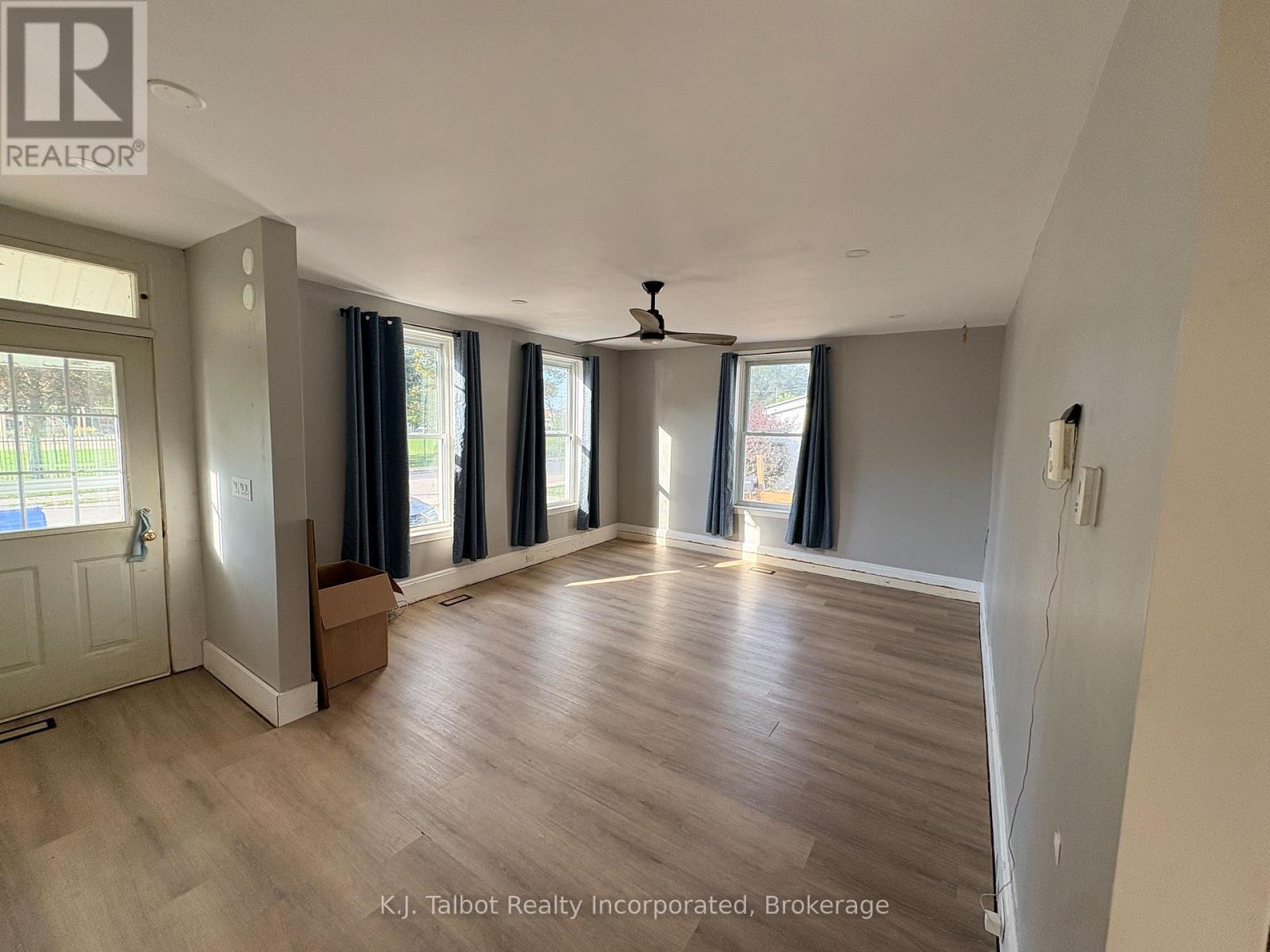 101-103 Bruce Street E Property Photo 9