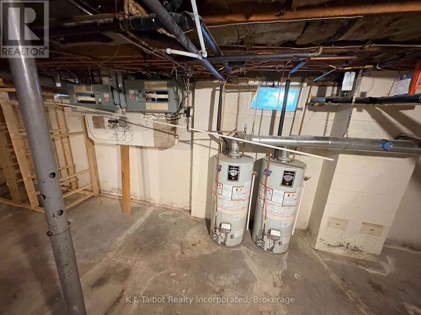 101-103 Bruce Street E Property Photo 20
