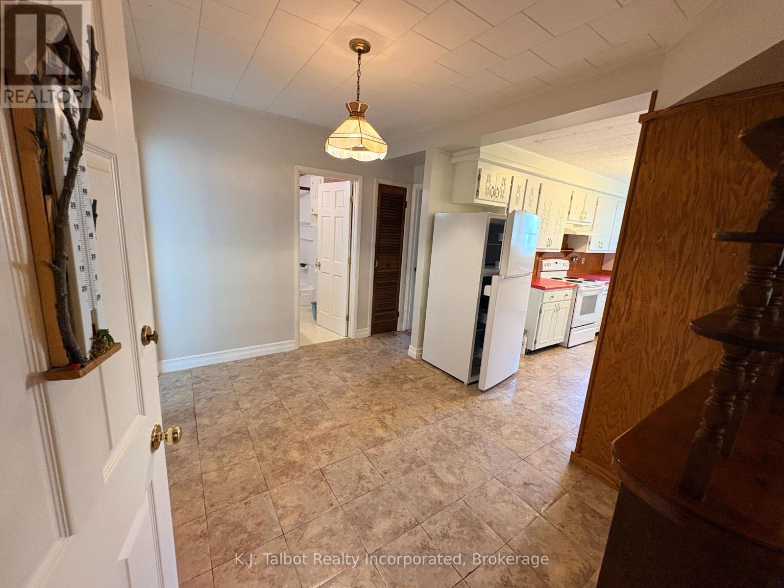 101-103 Bruce Street E Property Photo 26
