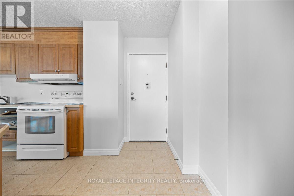 703 - 1190 Richmond Road Property Photo 6