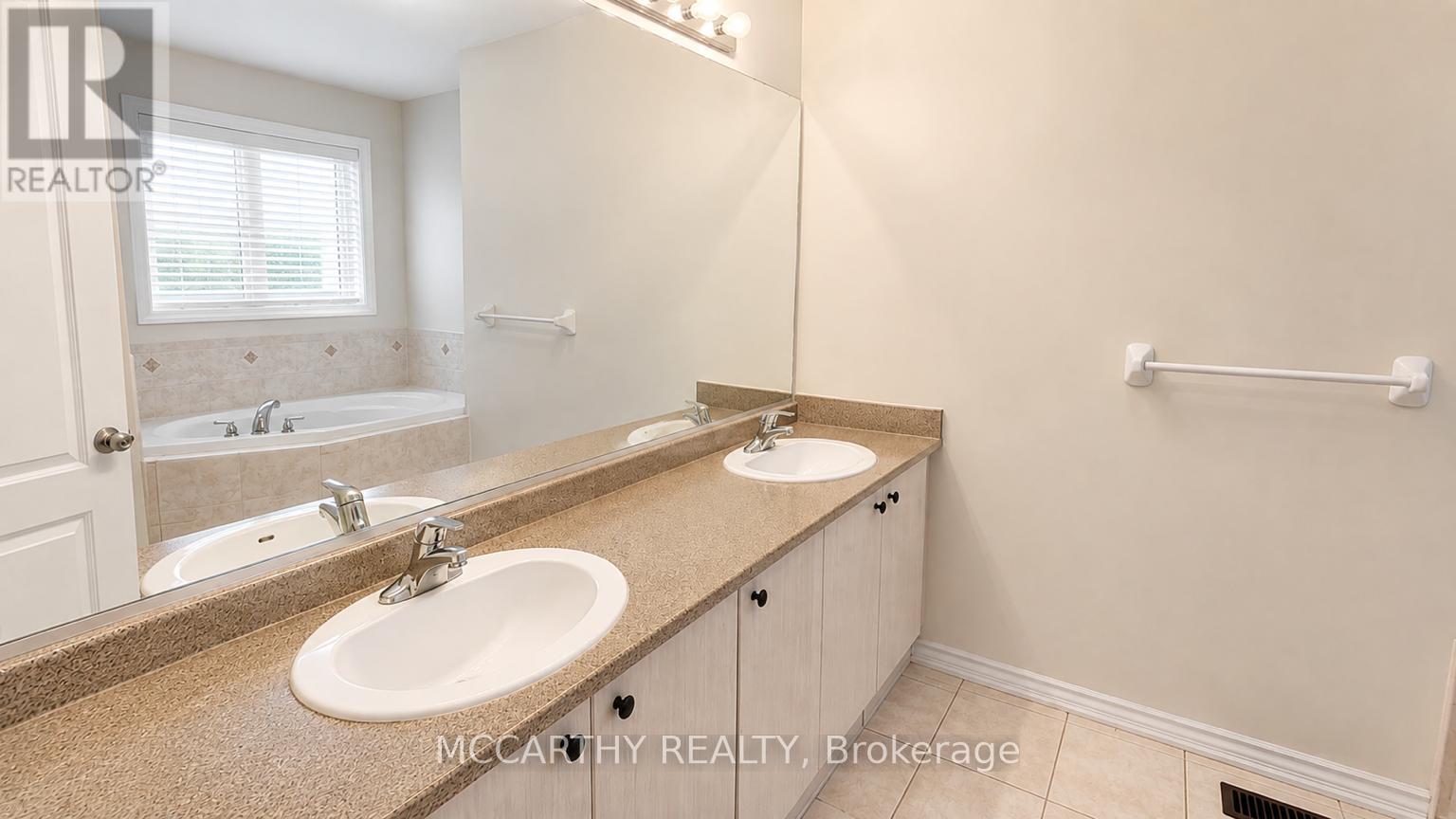 857 O'reilly Crescent Property Photo 13