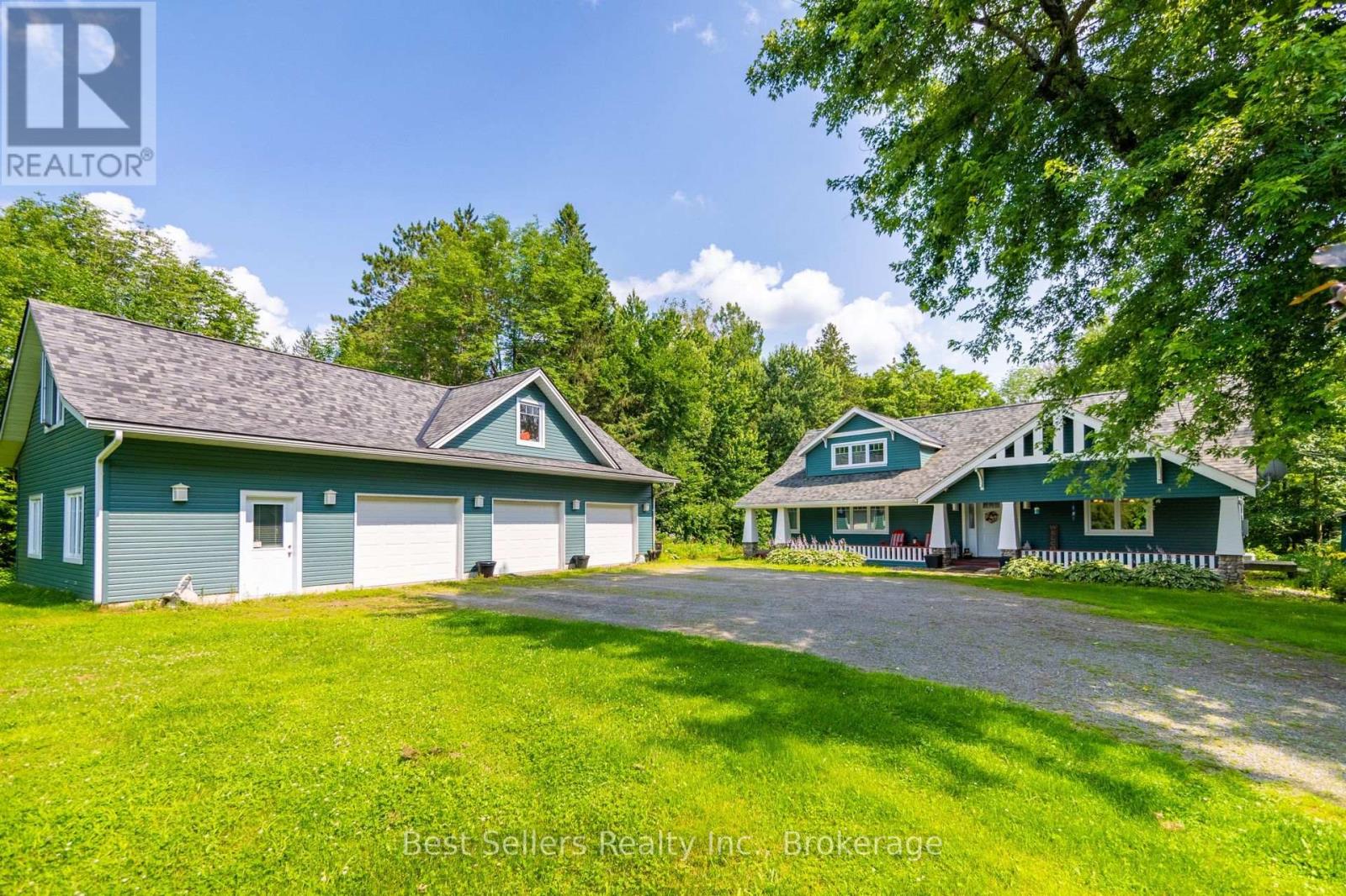 1622 Houseys Rapids Road Property Photo 1